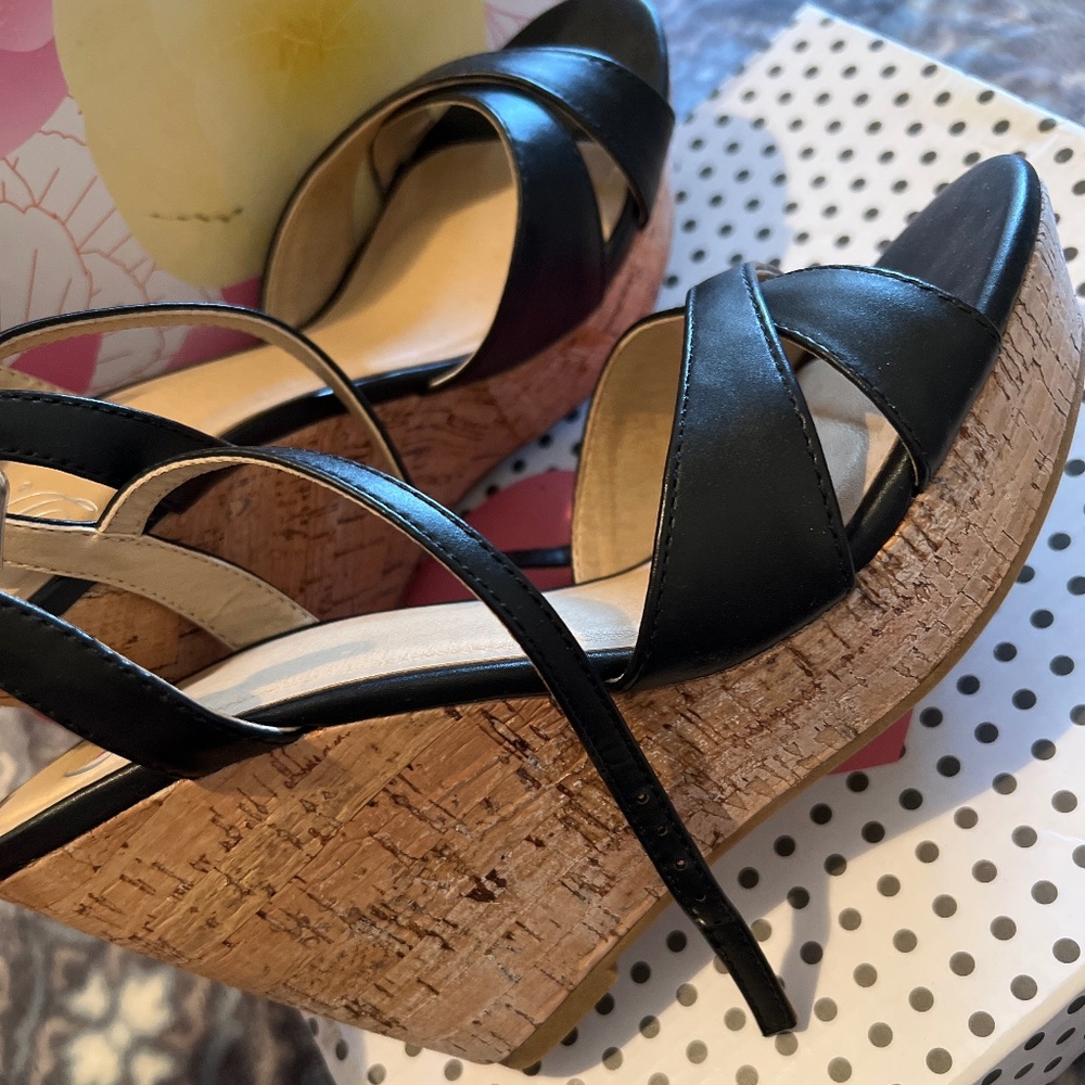 Ladies shoes